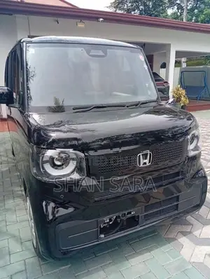 Honda N-Box G 2024