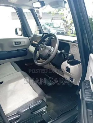 Honda N-Box G 2024