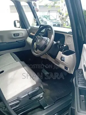 Honda N-Box G 2024