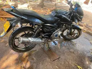 Bajaj Pulsar 150 2018