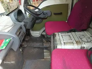 Tata Dimo Batta 2000