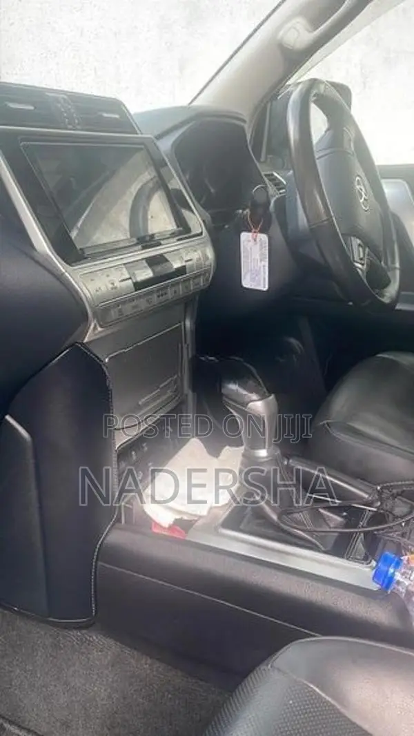 Toyota Land Cruiser Prado TX 2015