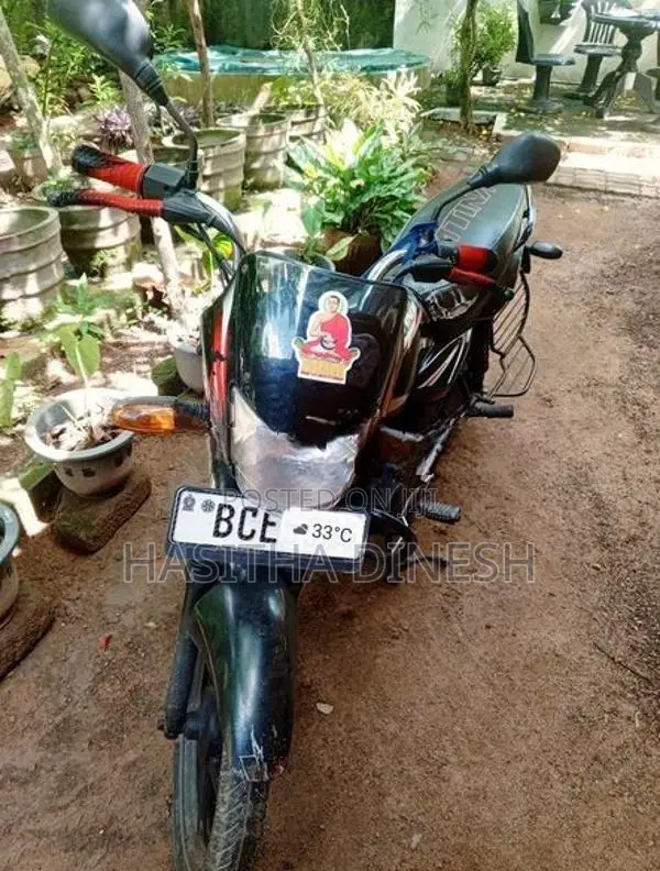 Bajaj Platina 100 2015