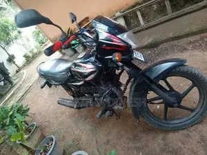 Bajaj Platina 100 2015