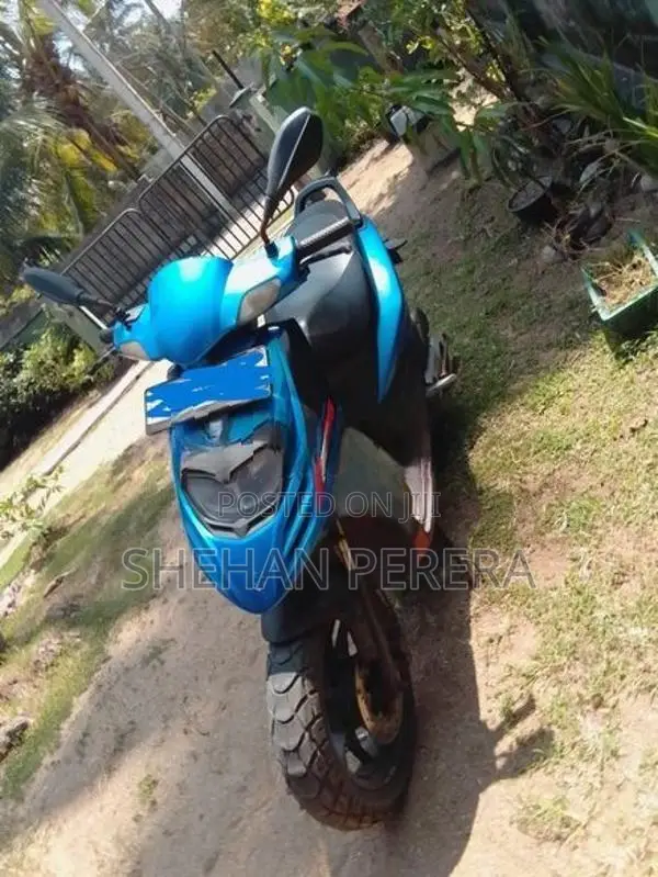 Aprilia SR 2021
