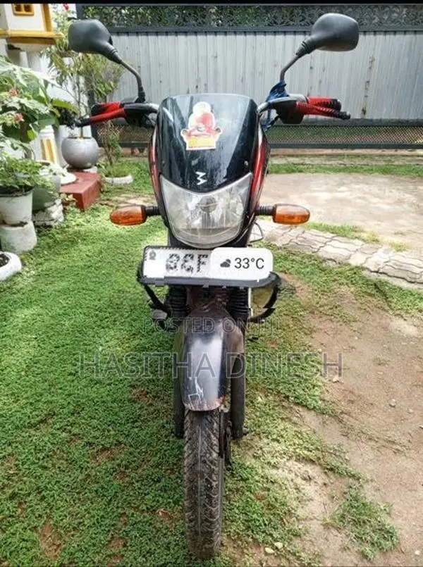 Bajaj Platina 100 2015