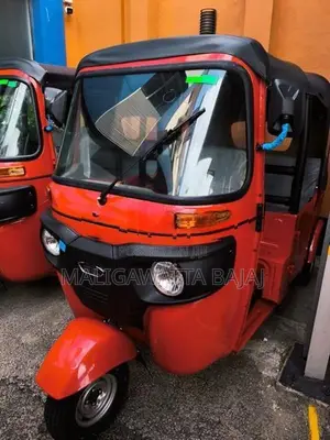 Bajaj RE EFI 2026