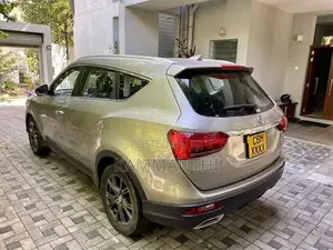 DFSK Glory I Auto 7 Seater 2023