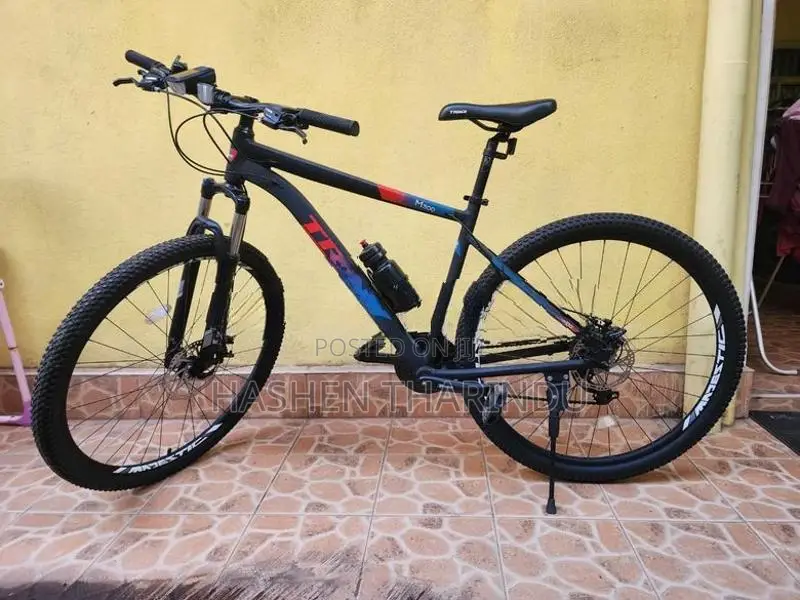 Trinx M500 Bicycle