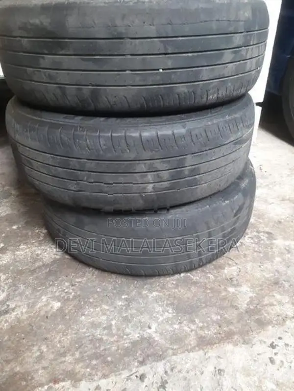 Dunlop 215/60/17 Tyres