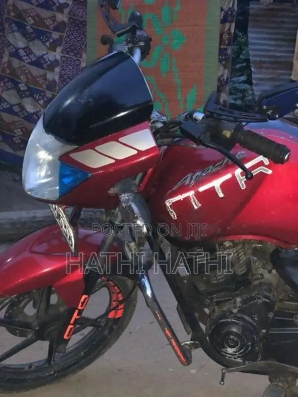 TVS Apache 2011