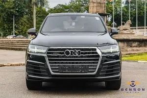 Audi Q7 3000cc V6 S-Line 2017