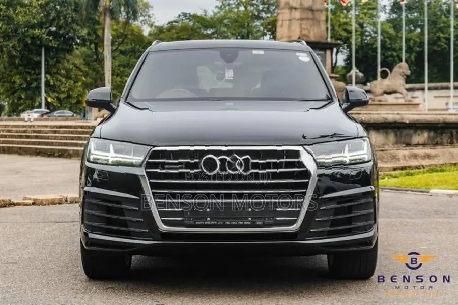 Audi Q7 3000cc V6 S-Line 2017