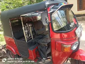 Bajaj RE YQ 1858 2012