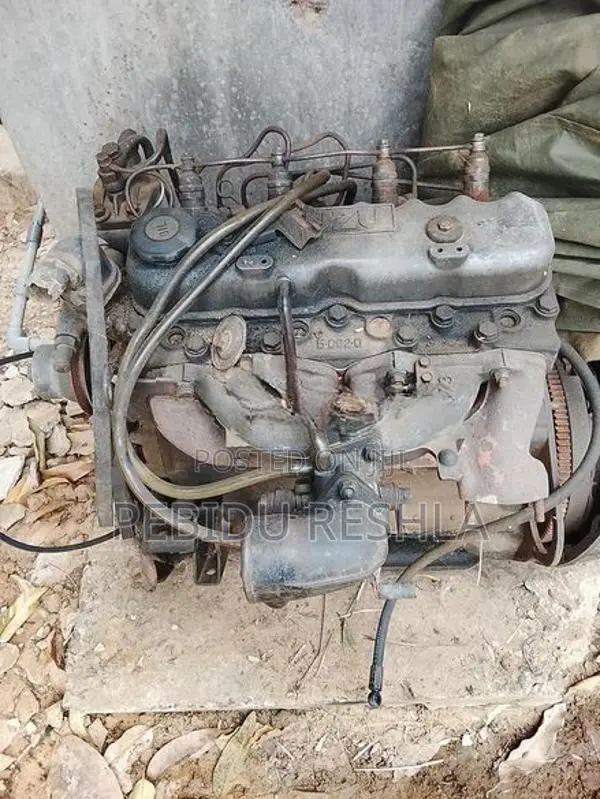 Isuzu C240 Engine