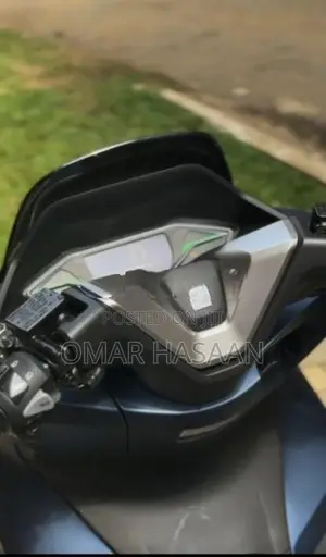 Honda PCX160 2025