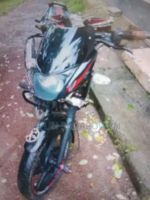 Bajaj Pulsar 150 2017