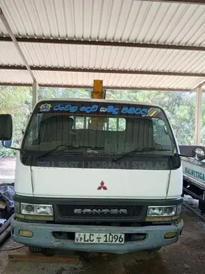 Mitsubishi Canter Boom Truck 2001
