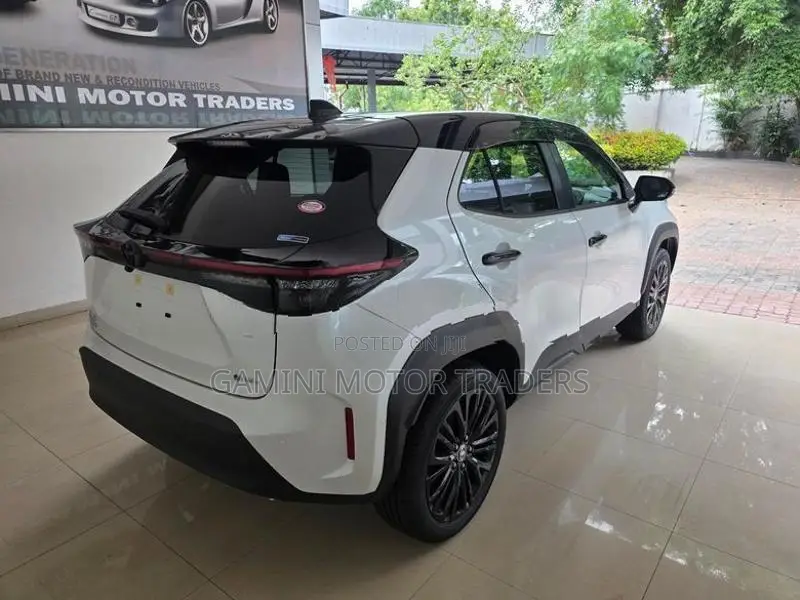 Toyota Yaris Cross Z Urbano HUD Pwrboot 2026