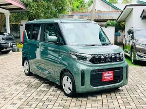 Mitsubishi eK Space 2025