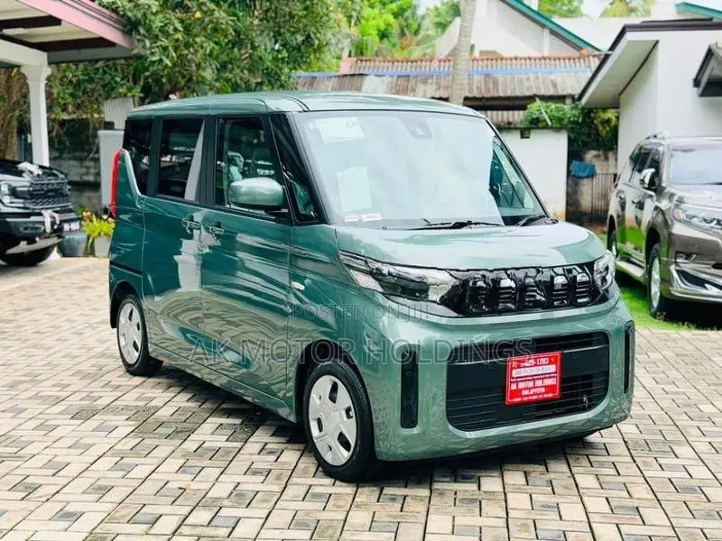 Mitsubishi eK Space 2025