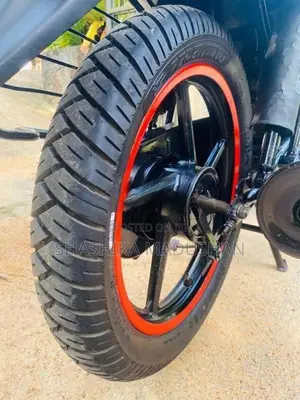 Bajaj Platina 100 2015