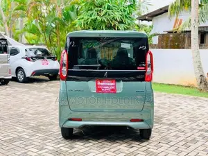 Mitsubishi eK Space 2025