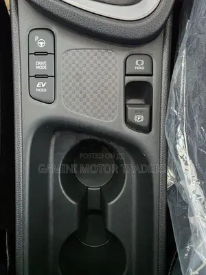 Toyota Yaris Cross Z Urbano HUD Pwrboot 2026
