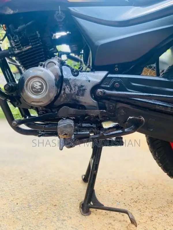 Bajaj Platina 100 2015
