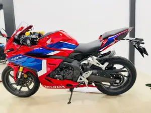 Honda CBR 250RR 2026