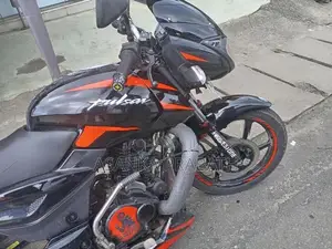 Bajaj Pulsar 180 2007