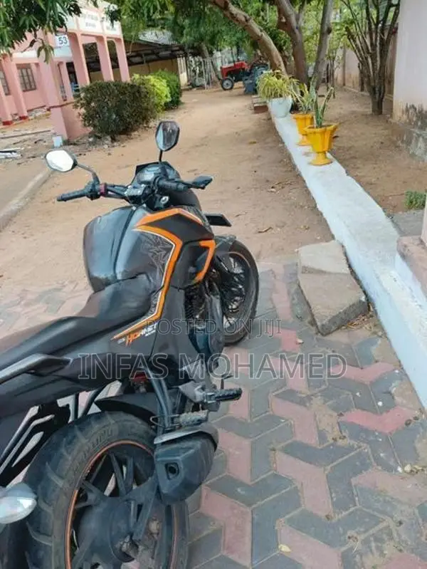 Honda Hornet 2019