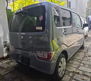 Suzuki Wagon R Fx Safety 2025