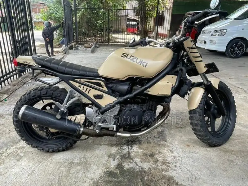 Suzuki Bandit 2001