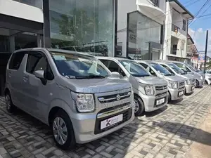 Suzuki Wagon R Fx Safety 2025