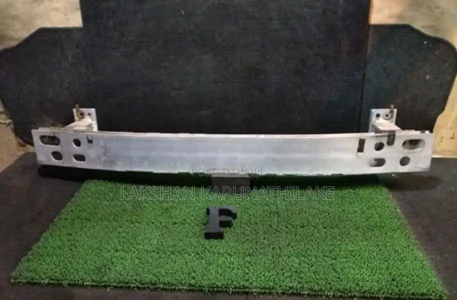 Prius Crash Bar / Reinforcement Zvw30