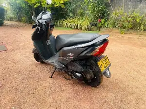 Honda Dio 2018