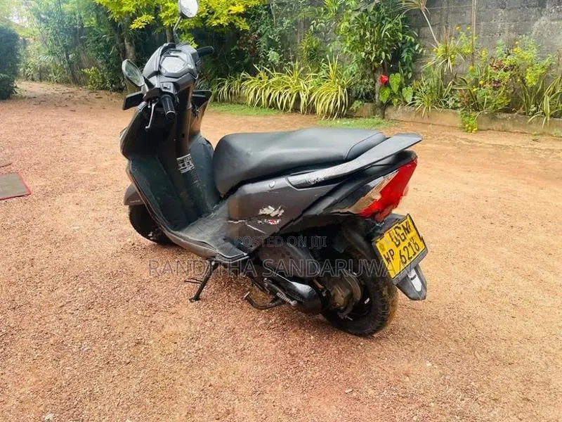 Honda Dio 2018