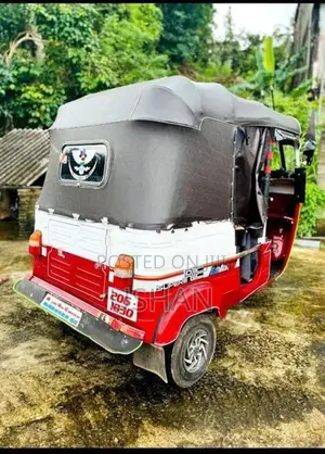 Bajaj RE 1999