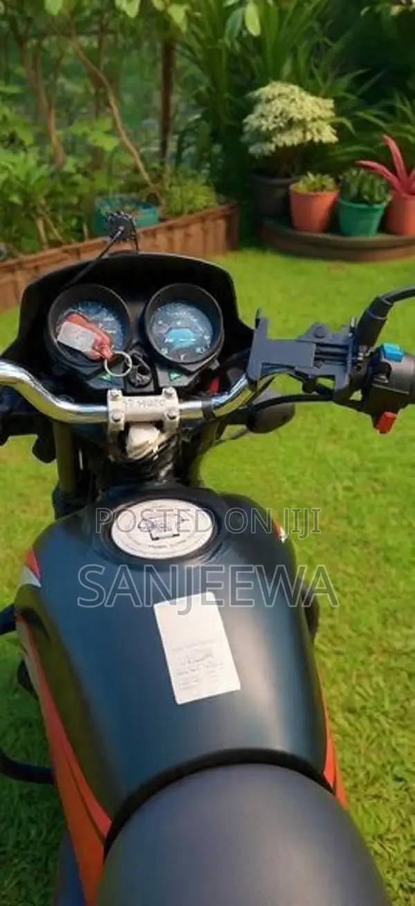 Hero HF Deluxe 2018
