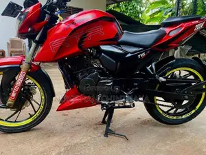 TVS Apache RTR 200 2017