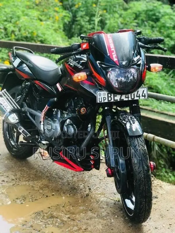 Bajaj Pulsar 150 2016