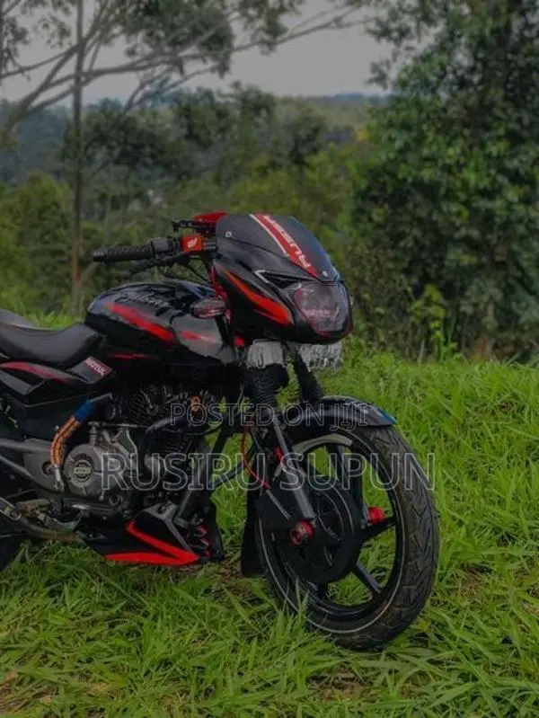 Bajaj Pulsar 150 2016