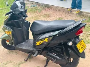 Yamaha Ray ZR 2017