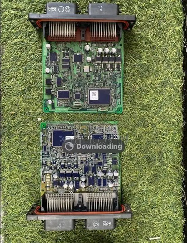 ECU Axela