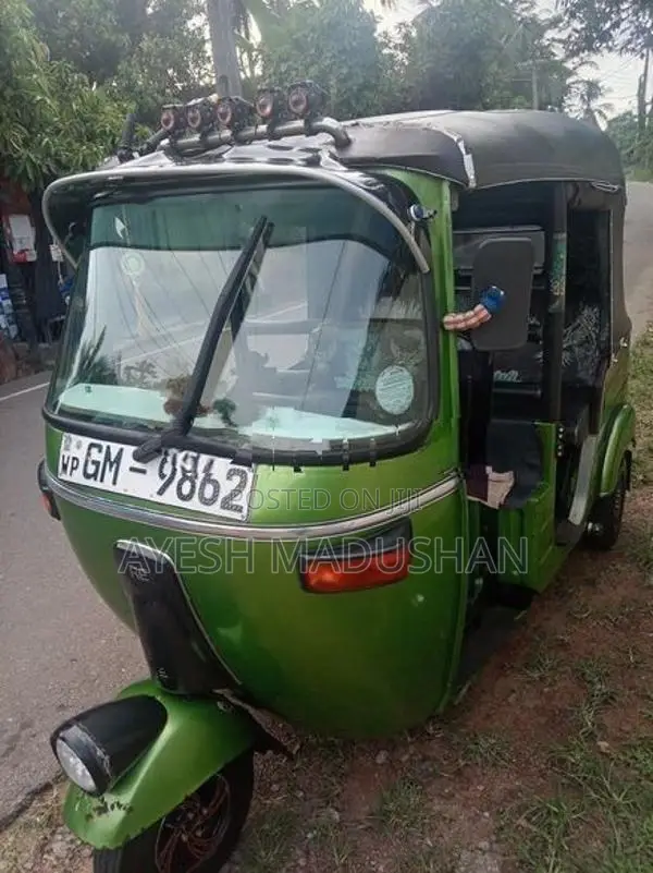 Bajaj RE 2 Stroke 2004