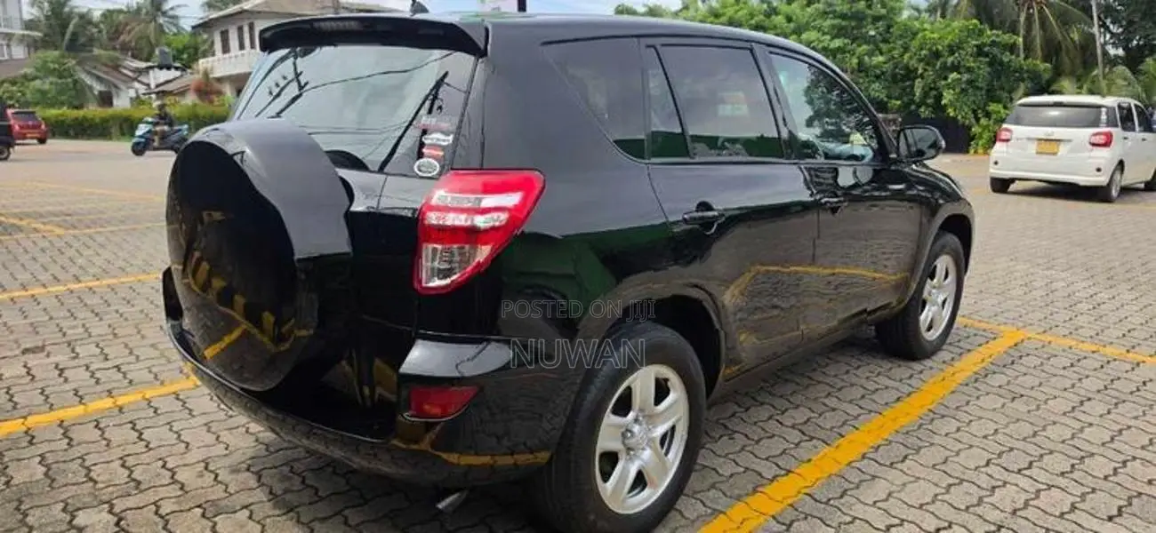 Toyota RAV4 2013