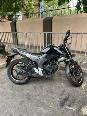 Honda CB Hornet 160R 2016
