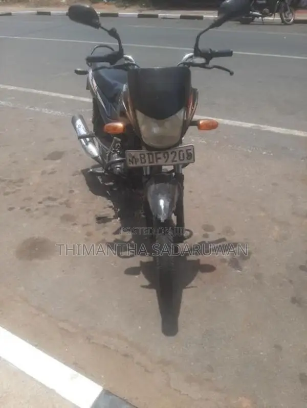 Bajaj Platina 100 2016
