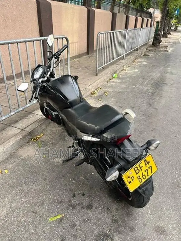 Honda CB Hornet 160R 2016